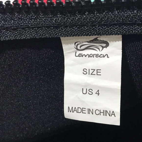 Colorblock wetsuit top - Picture 12 of 15